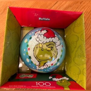 Grinch Puzzle Ball